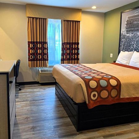 Super 8 By Wyndham Frankfort In Bagian luar foto