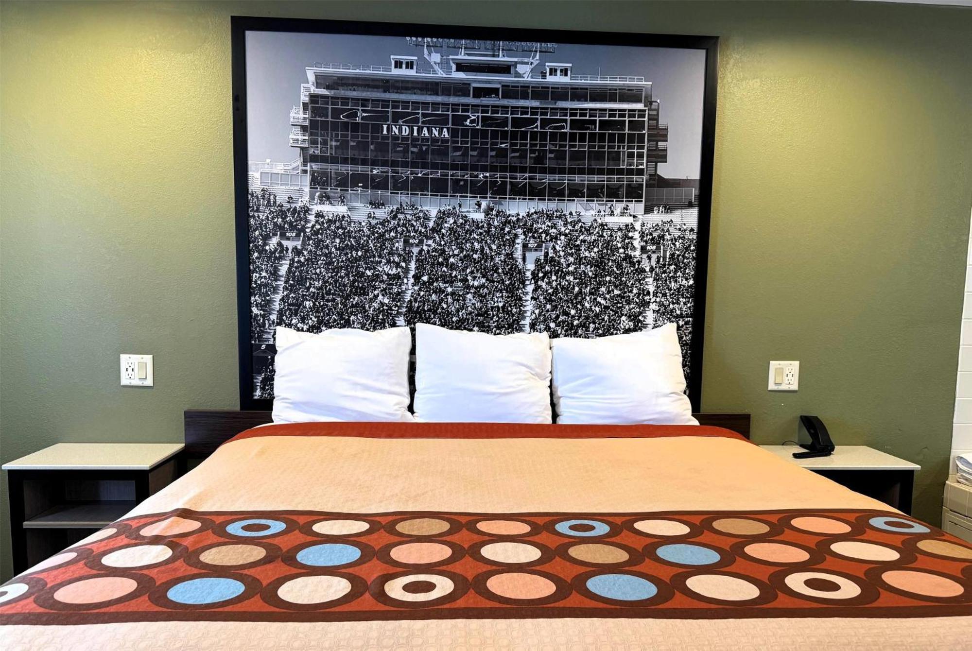Super 8 By Wyndham Frankfort In Bagian luar foto